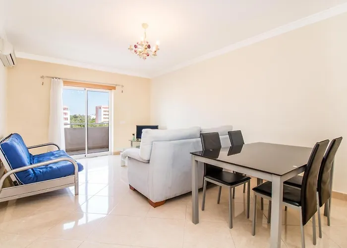 아파트 Golden Cliff